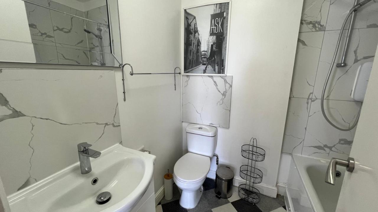 Comfy 2 Bedroom Apartments - Finchley Road, Londra Dış mekan fotoğraf