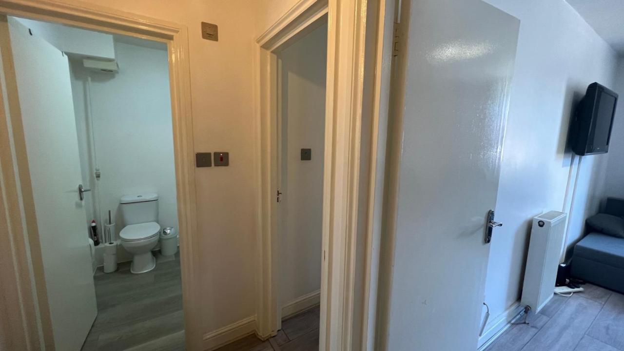 Comfy 2 Bedroom Apartments - Finchley Road, Londra Dış mekan fotoğraf