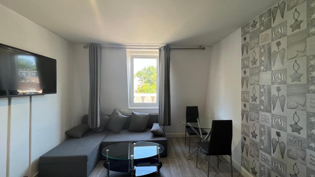 Comfy 2 Bedroom Apartments - Finchley Road, Londra Dış mekan fotoğraf