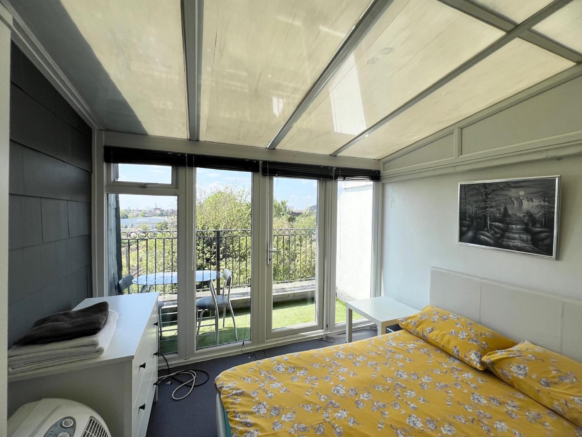 Comfy 2 Bedroom Apartments - Finchley Road, Londra Dış mekan fotoğraf